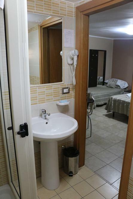 B&B Gattopardo Кариати Екстериор снимка